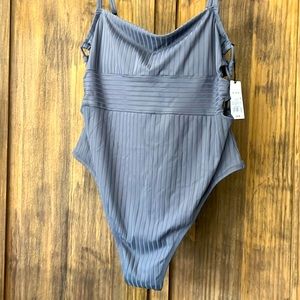 Shade shore NWT swim suit